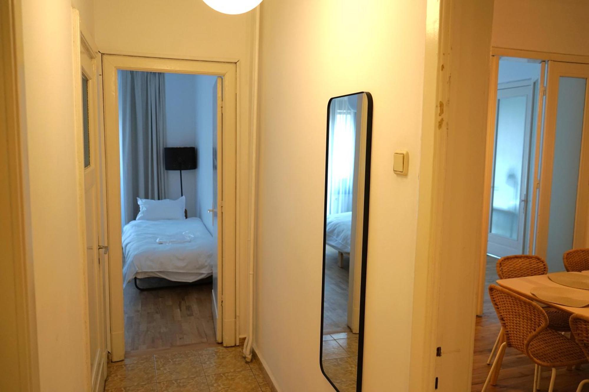 Spacious 3Br, 2Bt With 5 Balconies Бухарест Экстерьер фото
