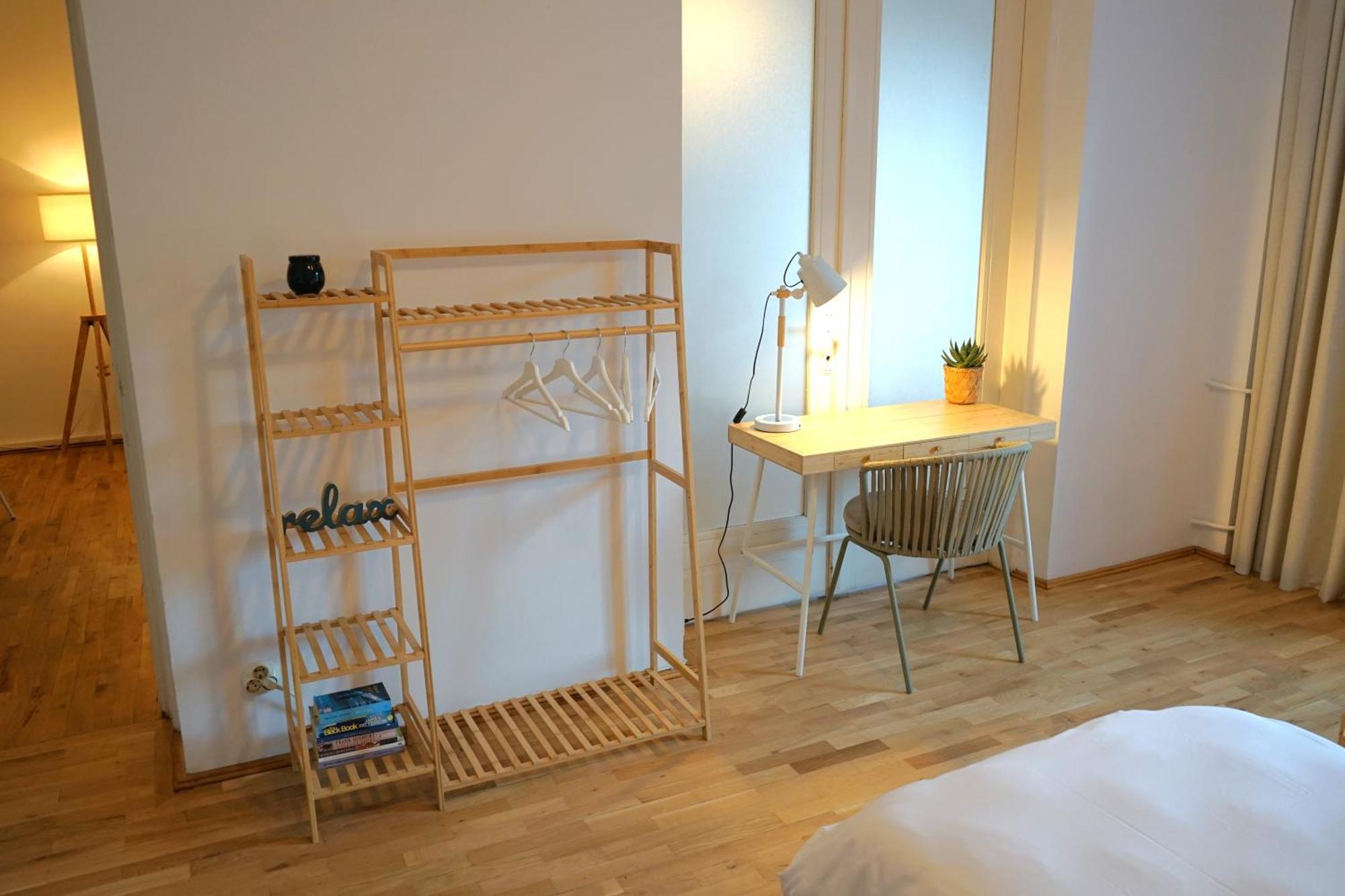 Spacious 3Br, 2Bt With 5 Balconies Бухарест Экстерьер фото